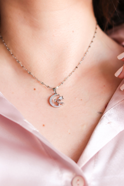 Special Design Stainless Steel Silver Color Women's Necklace with Woman and Star Model in the Moon