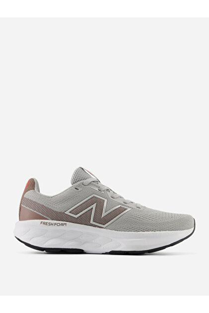 520 Sports Shoes