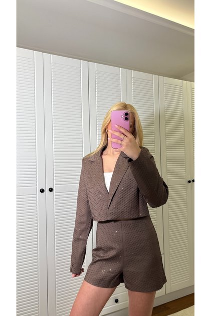 TAŞLI CROP BLAZER ŞORTLU TAKIM