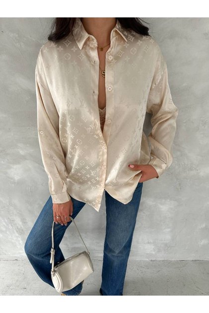 Cămașă de damă din satin cu model discret