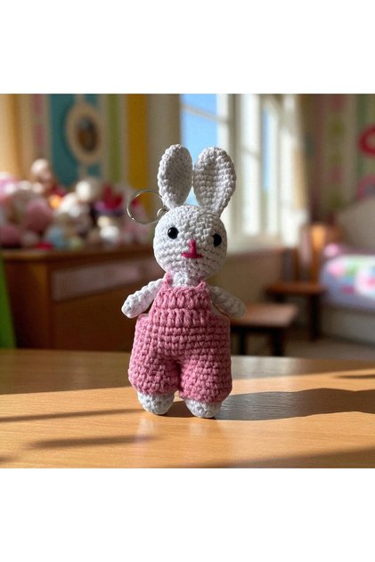 Amigurumi Rabbit Keychain – Handmade, Cute Design