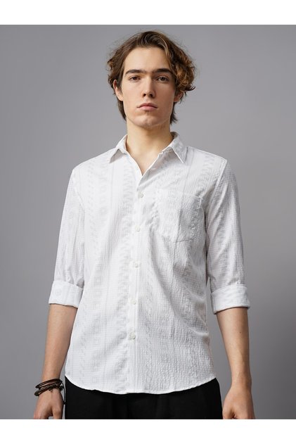 Textured Spread Collar Slim Fit Shirt