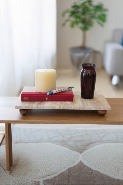 Travertine 30X20 cm Wooden Bead Footed Presentation Stand