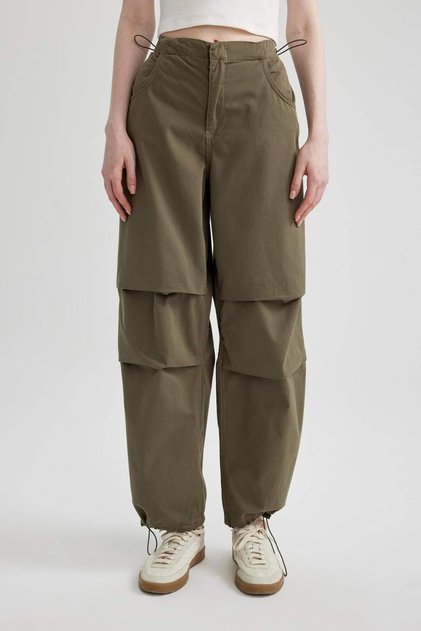 Coool Parachute Gabardine Trousers with Pockets, Elastic Waist and Legs A2281Ax24Sp