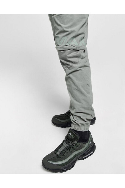 nike air max cargo joggers