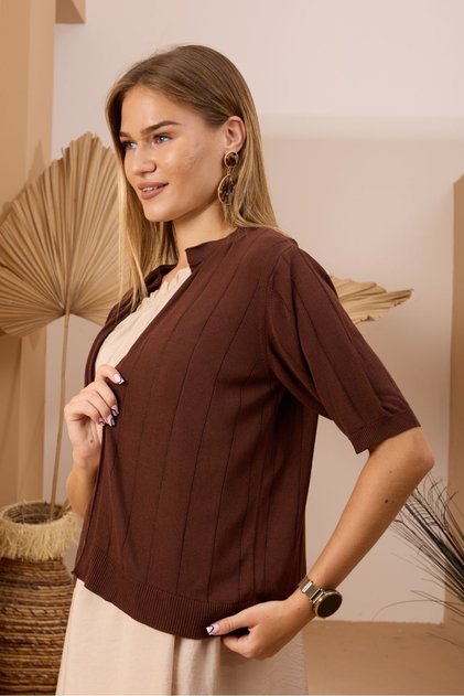 Women's Short Sleeve Relaxed Fit Knitwear Cardigan