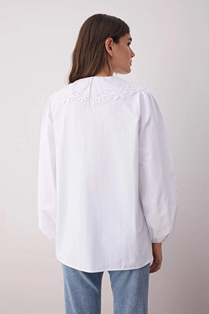 Trendyol Modest White Cotton Collar Lace Detailed Woven Shirt