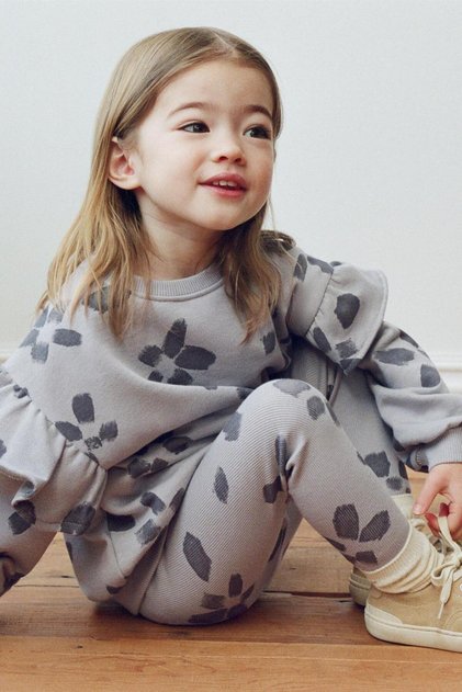 Kız Çocuk Pamuklu Gri Çiçek Desenli Sweatshirt Ve Tayt Takım - Rahat Kesim, Fırfır Detaylı