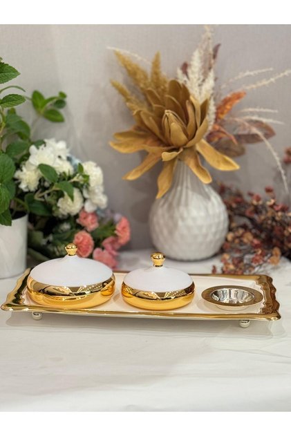 Two-size dates with a plate for breaking them, white and gold, 4-piece set