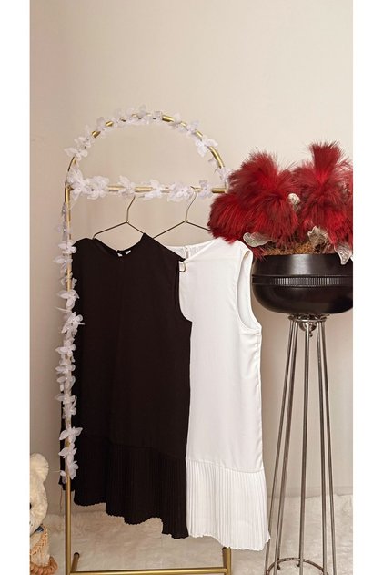 Women's Sleeveless Hijab Pleated Women's Undershirt Tunic Pack of 2 Ecru Black Pleated