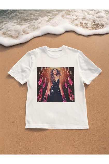 Shaki̇ra Printed Unisex Tshirt