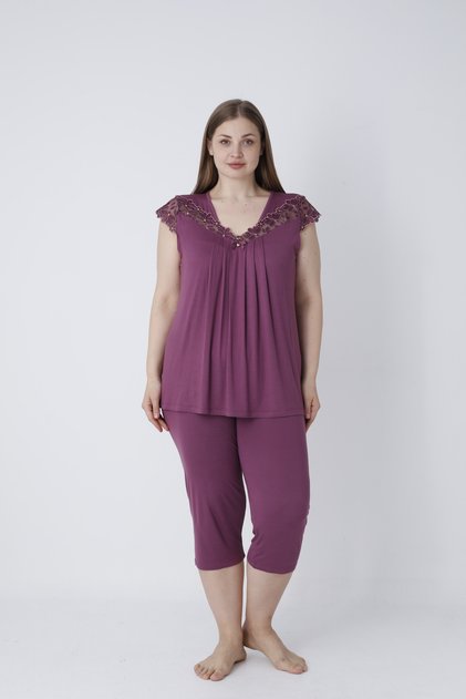 Women's Plus Size Viscose Elastane Fabric Short Sleeve Capri Set / Plum - 14680