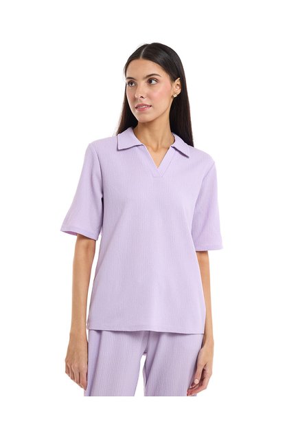Textured Knit Shirt with Spread Collar and Short Sleeves