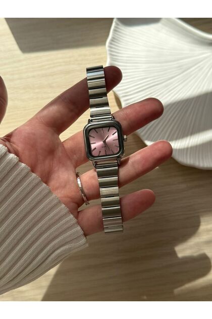 Retro Minimal Metal Strap Vintage Women's Wristwatch