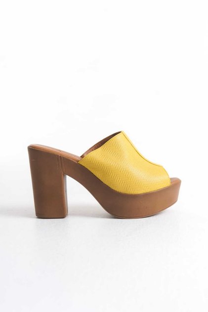 Sandy Yellow Genuine Leather Heeled Women's Slippers