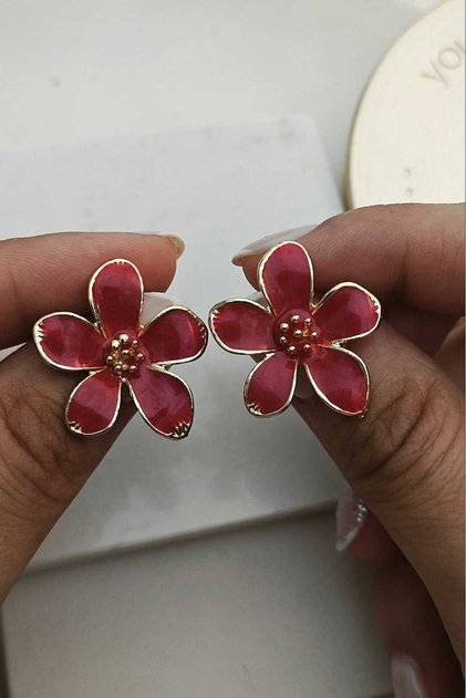 Kırmızı Mineli Çiçek Gold Küpe (3 cm)