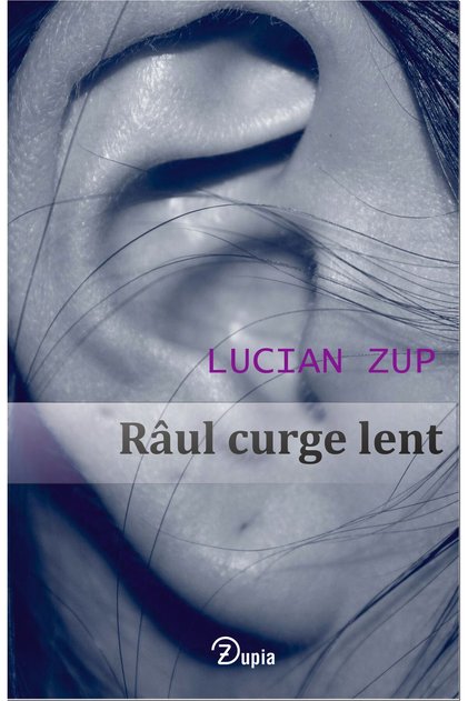 Râul curge lent
