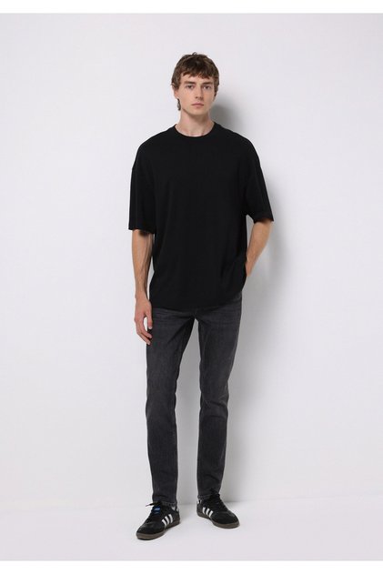 Straight Fit Men's Black Jean Trousers