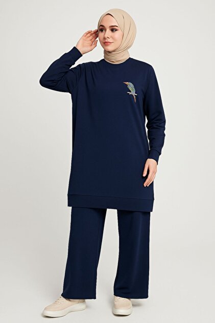 Women's Navy Blue Hijab Clothing Stylish Elegant Bird Stone Detailed and Crew Necktunic & Pants Two-Piece Set