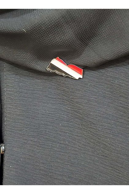Metal Anti Fade Pin Brooch Yemen Flag Design
