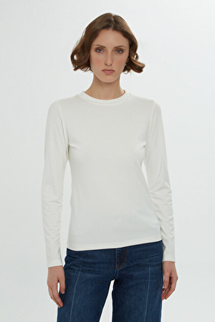 UNITED COLORS OF BENETTON レディース　Tシャツ　46 United Colors of Benetton Kadın Kırmızı Basic Bisiklet Yaka Uzun