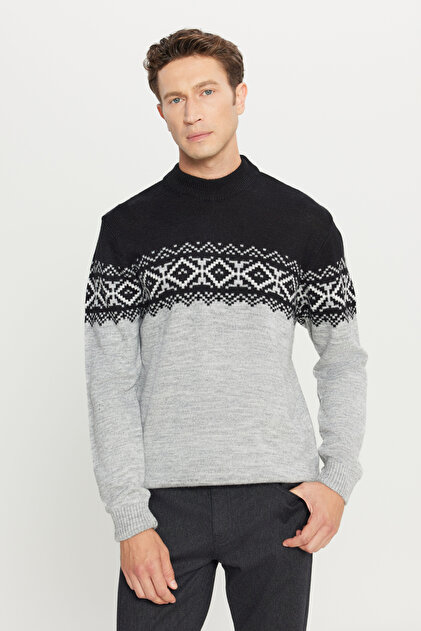 Men's Black-smoked Standard Fit Normal Cut Half Turtleneck Ruffled Soft Textured Knitwear Sweater