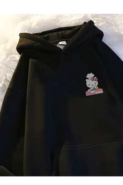 Siyah Hello Kitty Minimal Logo