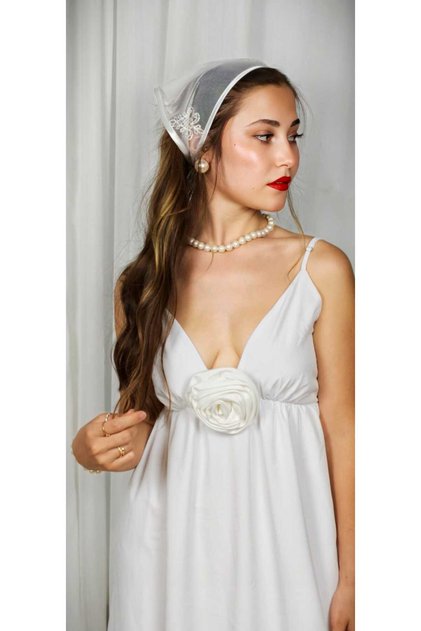 Betty Bands Lace Triangle Lace-Up Stylish Bandana – Hair Accessory / Scarf / Shawl and Veil