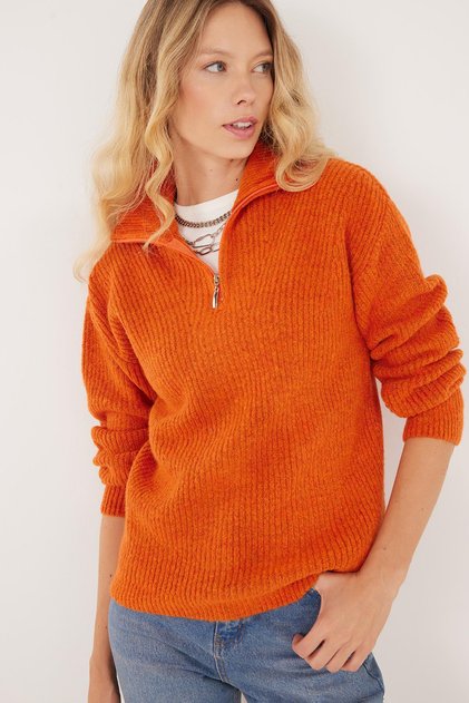 Women's Oversize Wide Cut Woven Zipper Collar Tile Sweater