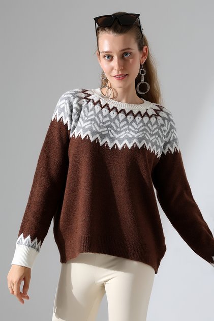 Round Neck Long Sleeve Jacquard Panelled Soft Textured Winter Basic Stylish Knitwear Sweater