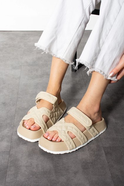 Quilted Farmer Women's Slippers Home Outdoor – Beige