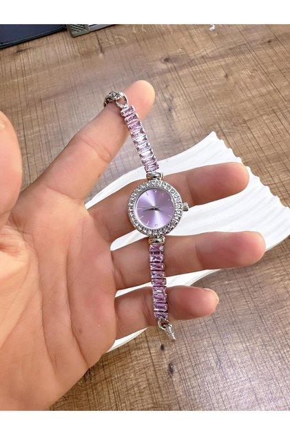 Bileklik Model Lüx Taşlı Kadın Kol Saati