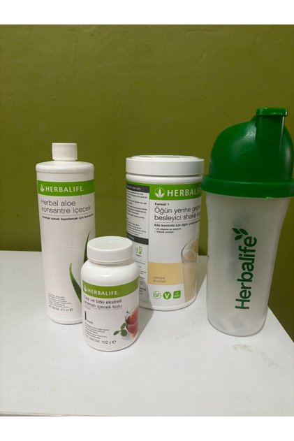 Vanılyalı Shake 550 gr Klasik Aromalı Çay 51 gr Aloe 473 gr Ve Shaker 4 Lü Set