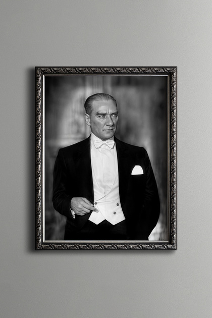Ataturk - Vintage Patterned Frame