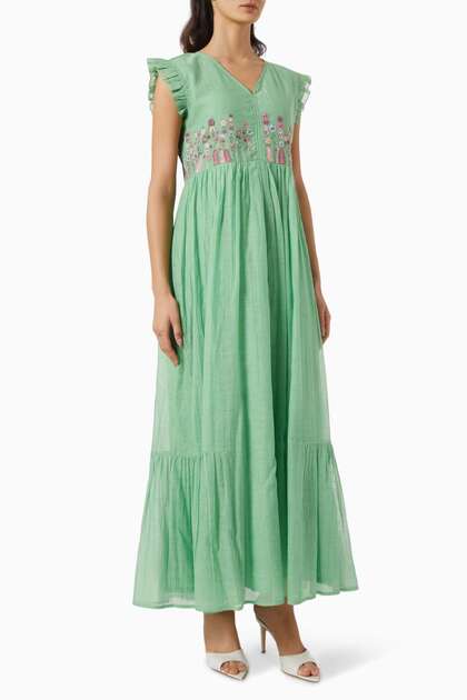 Floral Embroidery Maxi Dress - Stylish, Flowing Silhouette, Ideal for Casual or Special Occasions