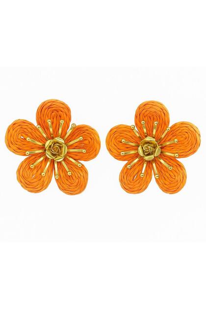 Gold Detailed Flower Earrings