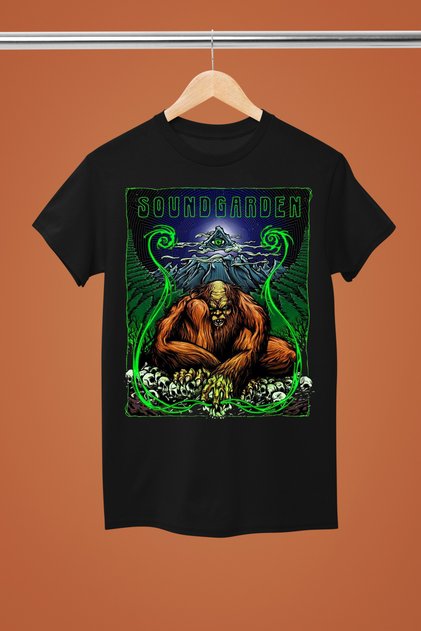 Soundgarden Printed Cotton Short Sleeve Regular Fit Rock Tshirt