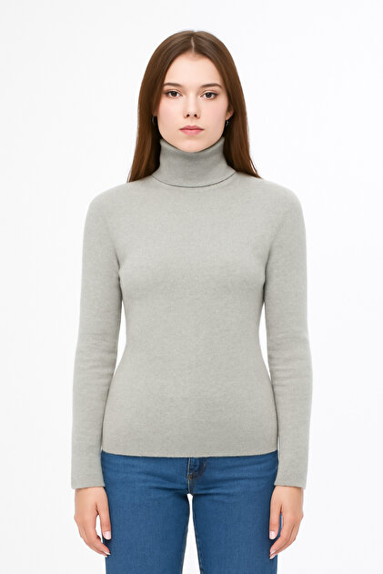 Women's Full Throat Soft Textured Sweater