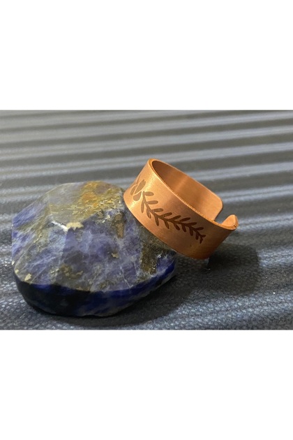 Ivy Patterned Copper Ring