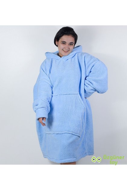 Pabtex "Say Goodbye to Cold Winter Days: Stay Warm with a Wearable Blanket!"