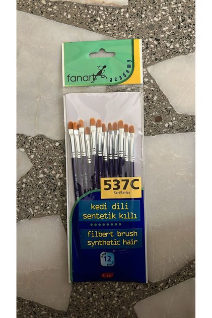 Academy Series 537C Synthetic Bristle Cat Tongue Fi Pack