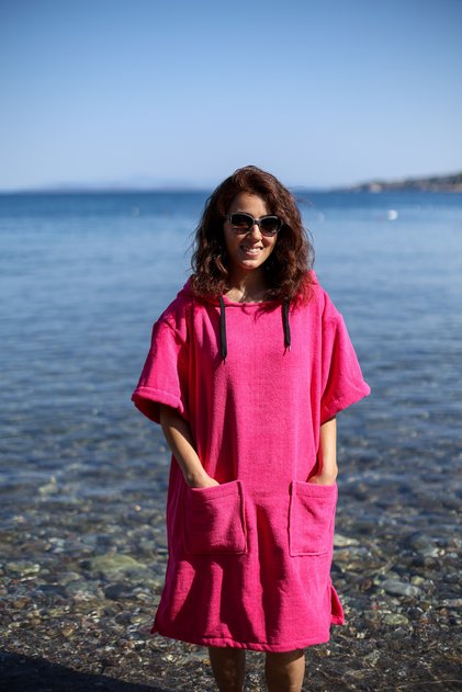 Pembe Cepli Kapşonlu Havlu Panço