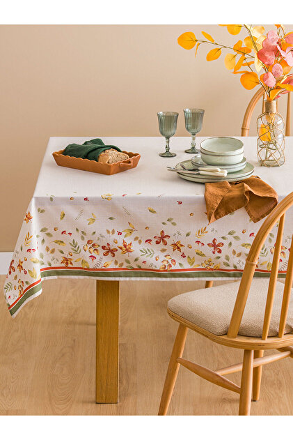 Quality Parts from Çelebi Store | Floral Patterned Tablecloth 150X220 cm