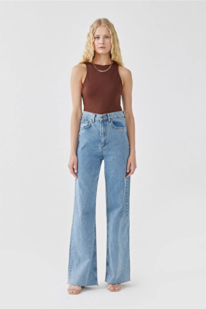 Light Blue Snow Wash High Waist Flexible Stylish Wide Leg Jeans