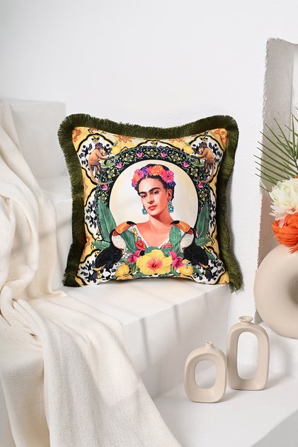 Model de fundal galben - Husă de pernă din catifea imprimată digital Portret de femeie mexicană cu franjuri