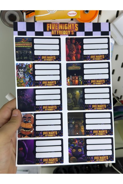 FIVE NIGHTS AT FREDDY'S (FNAF) Etichetă pentru caiet (ETICHETĂ PP REZISTENTĂ LA APĂ, REZISTENTĂ LA RUPTURĂ)