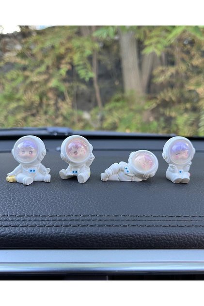 Cute Astronauts Car Interior Glove Box Figurine Accessory Glove Box Ornament 4 Pieces Gift for Lover