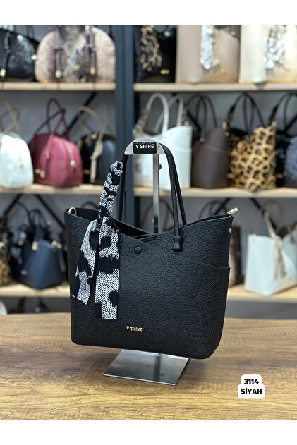 VICTORIA SHINE MODEL 3114 – FULARLI Y YAKA DETAYLI EL VE OMUZ