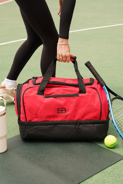 Helena Hartley Red Shoe-Eyed Medium Size Unisex Fabric Sports Daily Fitness and Travel Bag