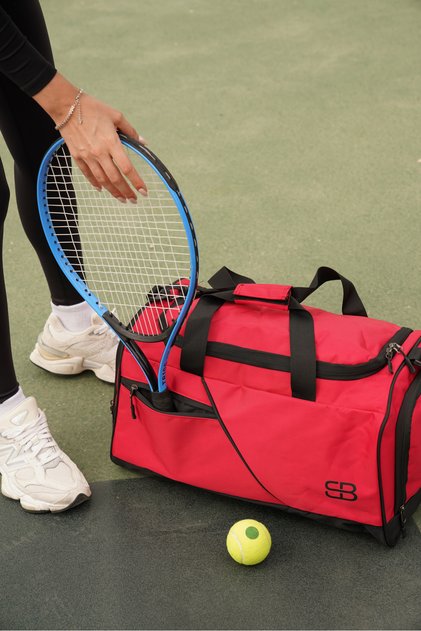 Ulivella Red Shoe-Eye Thermos Medium Size Unisex Sports Fitness and Travel Bag